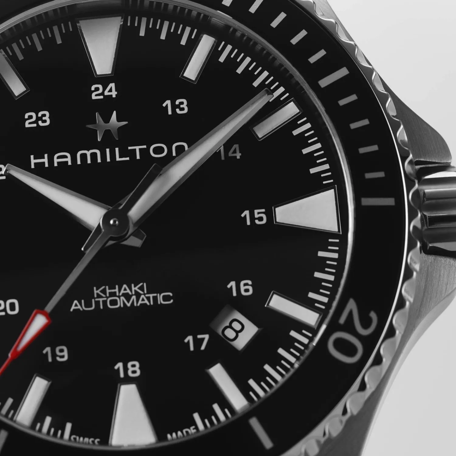 Hamilton Montre Khaki Navy Scuba Auto H82335131 Sale